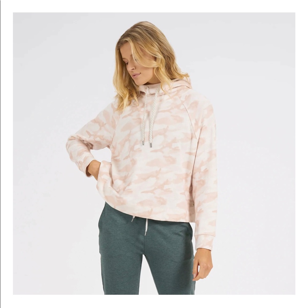 Vuori Camo Beach Hoodie XL